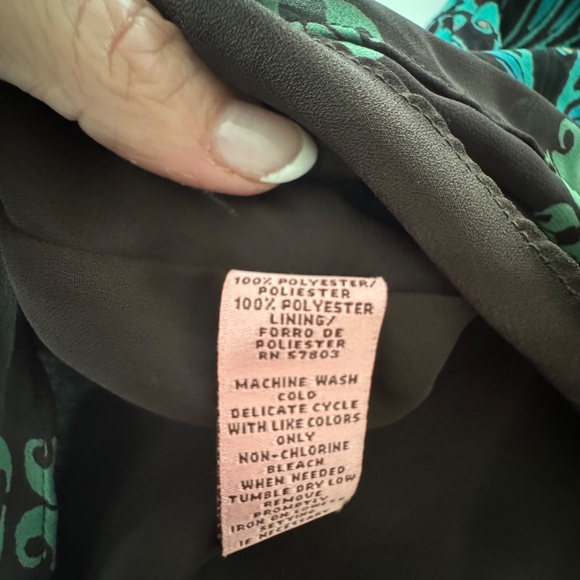 Bandolino Halter Blouse - Picture 3 of 5